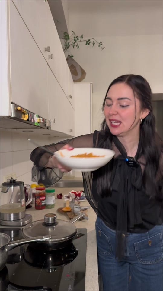 Post 8 by Santa Buša on TikTok (video)