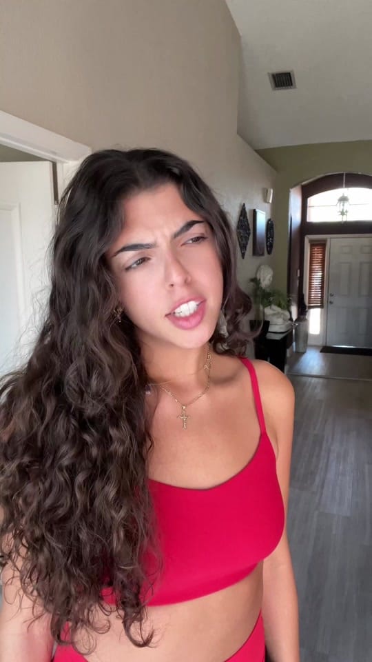 Post 4 by nays on TikTok (video)