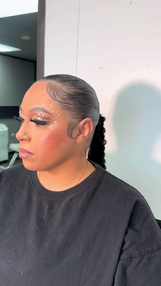 Post 6 by Lextheflexmua on TikTok (video)