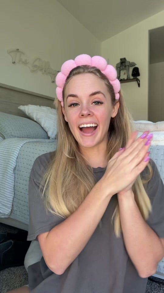 Post 4 by Jocelyn Davis on TikTok (video)