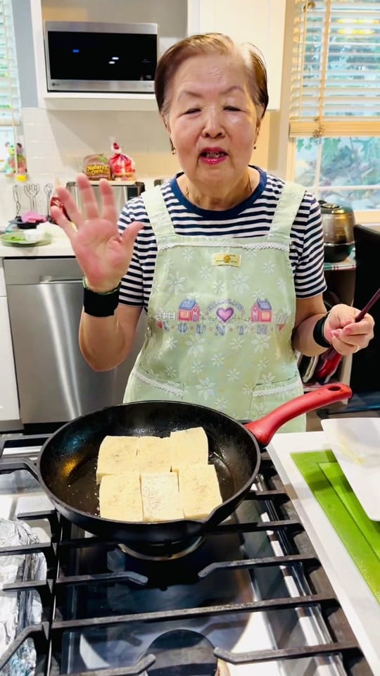Post 8 by Oma Geum on TikTok (video)