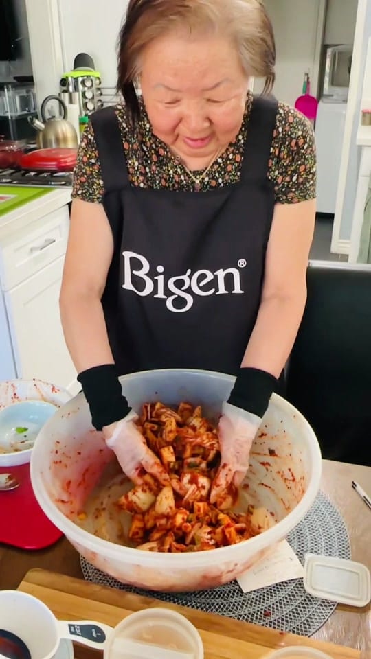 Post 10 by Oma Geum on TikTok (video)