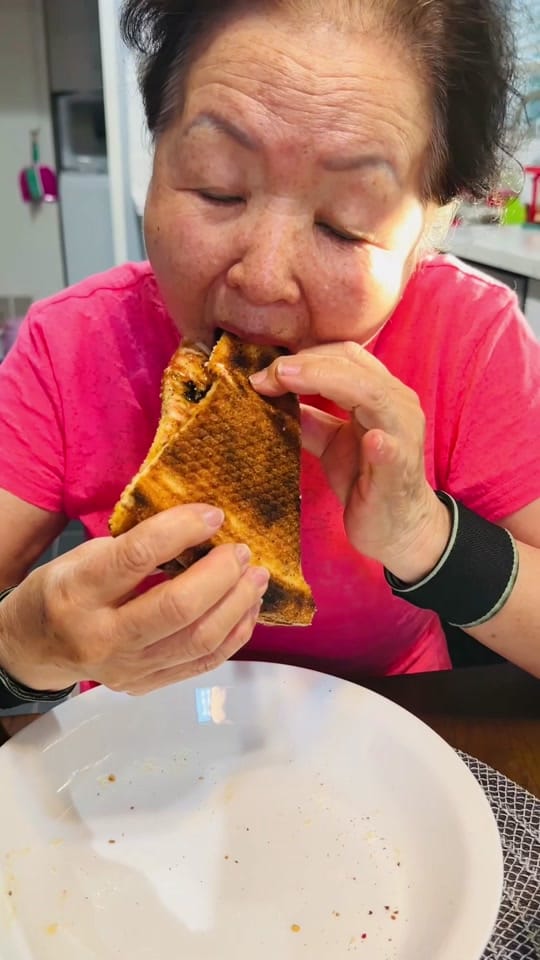 Post 3 by Oma Geum on TikTok (video)
