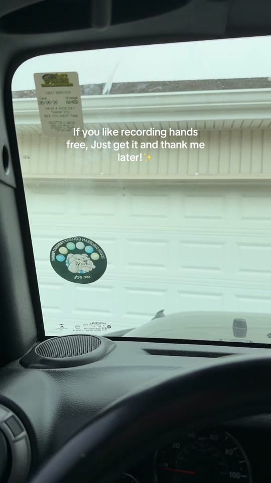 Post 4 by Sandra | Toddler mom 💙 on TikTok (video)