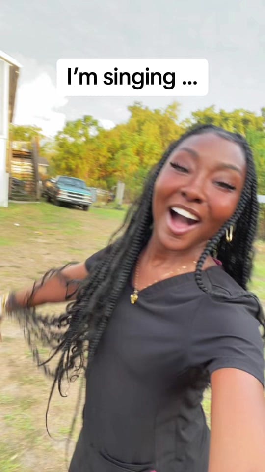 Post 8 by Re’geneUnique on TikTok (video)
