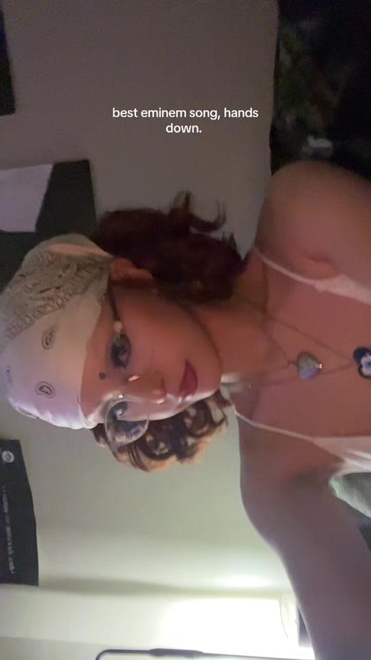 Post 7 by sabrinathedivalol on TikTok (video)