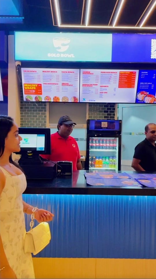 Post 4 by Lizara𐙚 | Content Creator on TikTok (video)