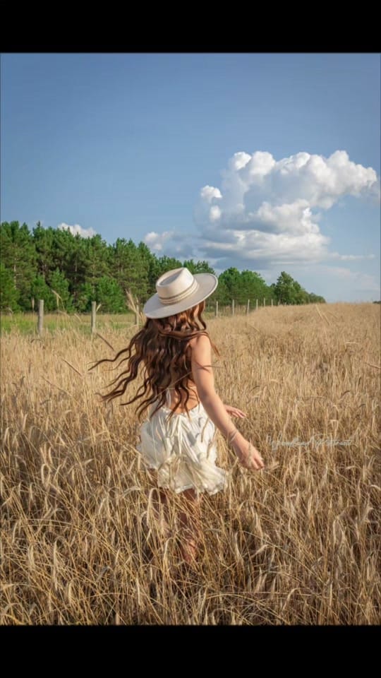 Post 2 by Woodland Portraits on TikTok (video)