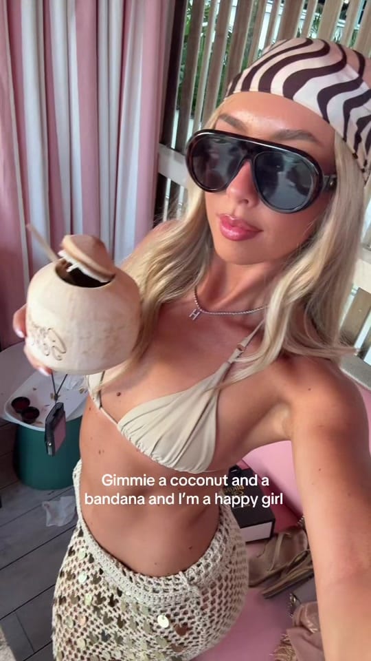 Post 8 by hannahp00l3 on TikTok (video)