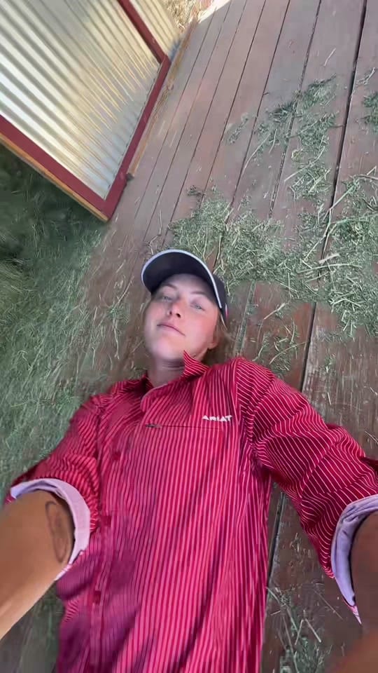 Post 6 by Nicole Danielle Björk on TikTok (video)