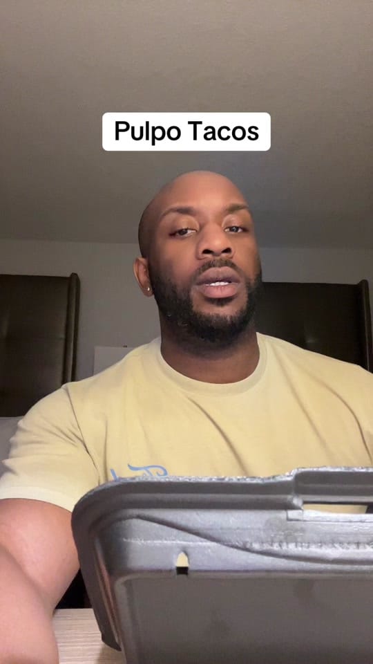 Post 4 by DerrBear on TikTok (video)