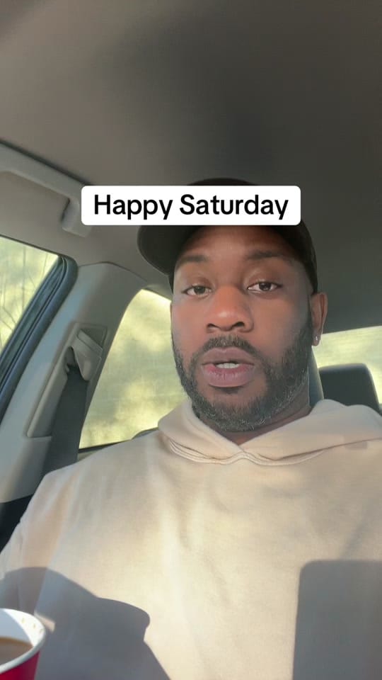 Post 1 by DerrBear on TikTok (video)