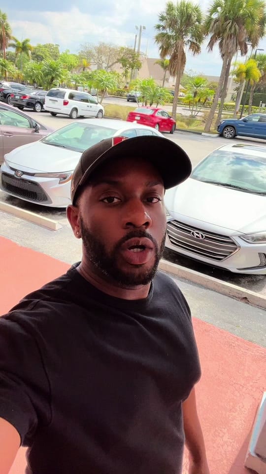 Post 6 by DerrBear on TikTok (video)