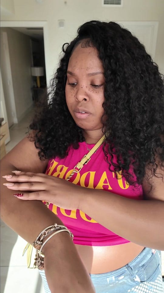 Post 5 by Karin | Fiancé 💍 on TikTok (video)