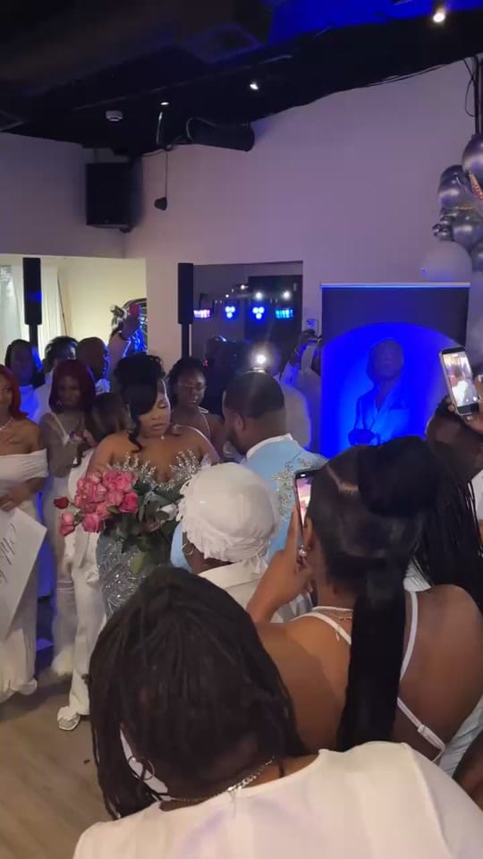 Post 10 by Karin | Fiancé 💍 on TikTok (video)