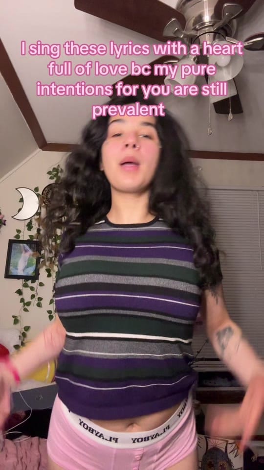 Post 2 by Ju Lie2171 on TikTok (video)