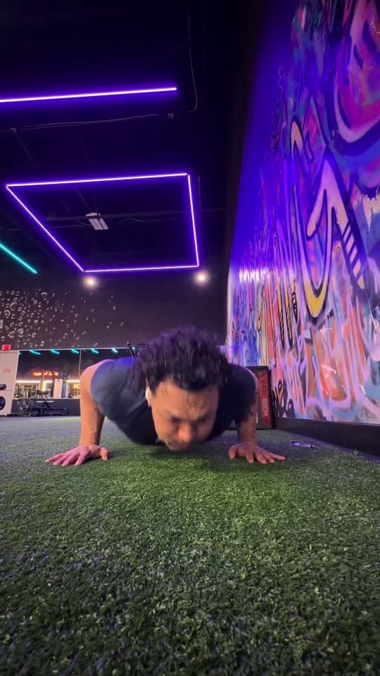 Post 7 by Vinstar 🌟 on TikTok (video)
