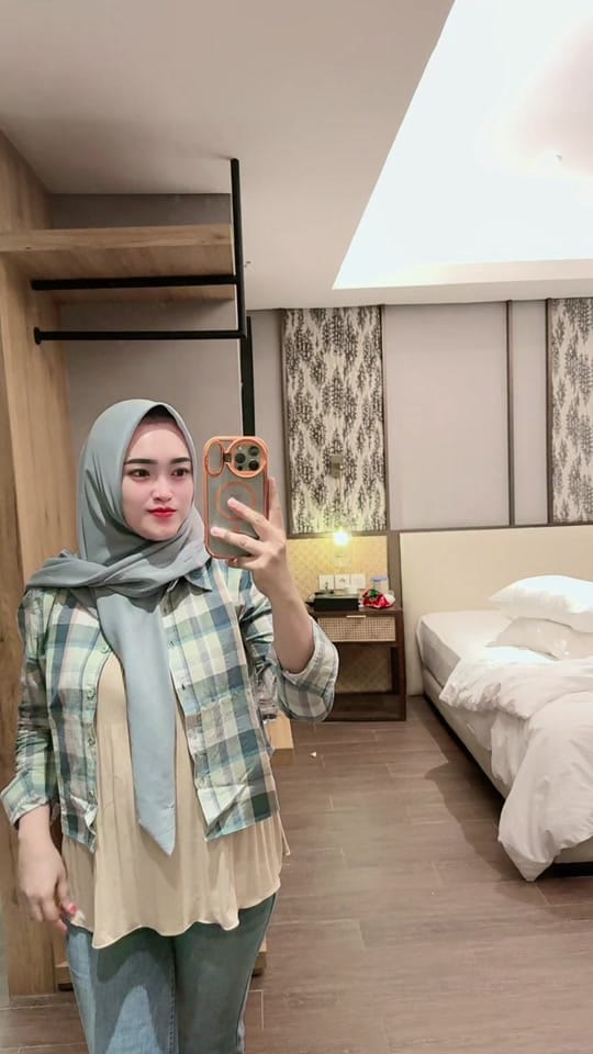 Post 2 by susibeautytretmen on TikTok (video)