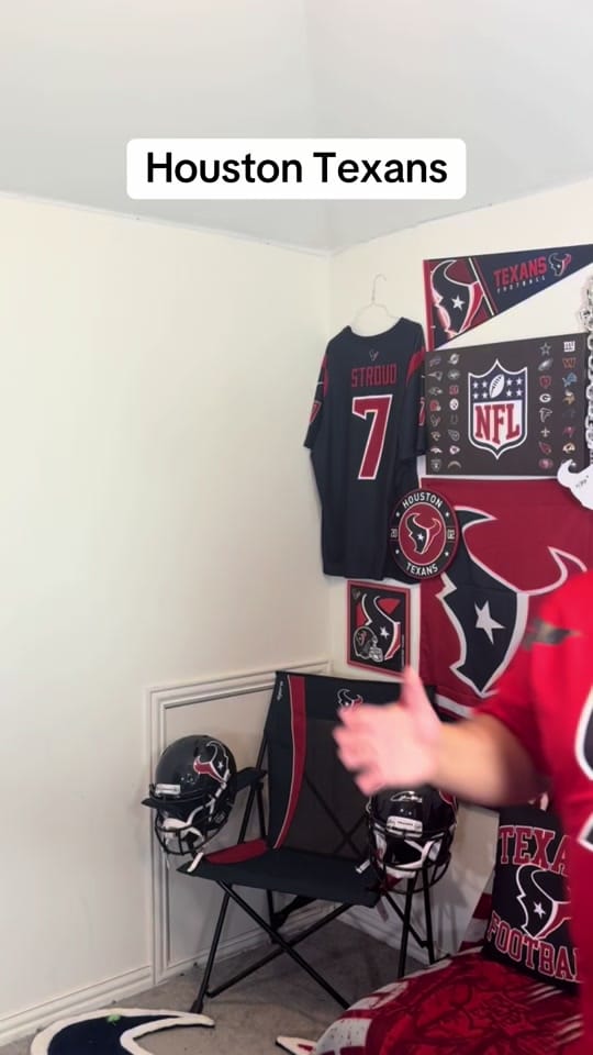 Post 3 by BOEdiggity713 on TikTok (video)