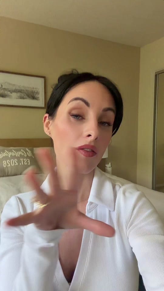 Post 4 by Chelsea on TikTok (video)