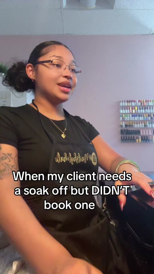Post 1 by Nailsbylohali on TikTok (video)