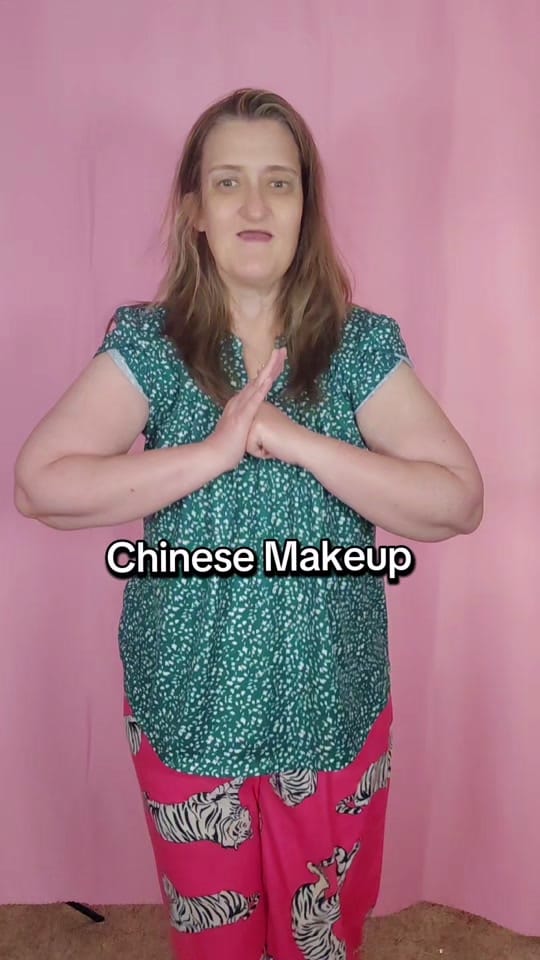 Post 2 by Charmakeupcorner on TikTok (video)