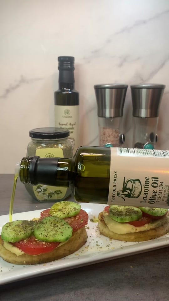 Post 8 by Katie Cooks on TikTok (video)