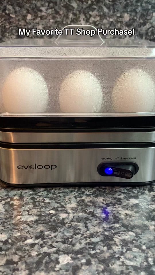 Post 9 by Katie Cooks on TikTok (video)