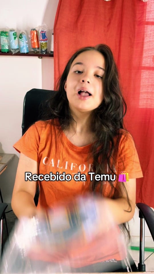 Post 2 by SasaVi Souza on TikTok (video)