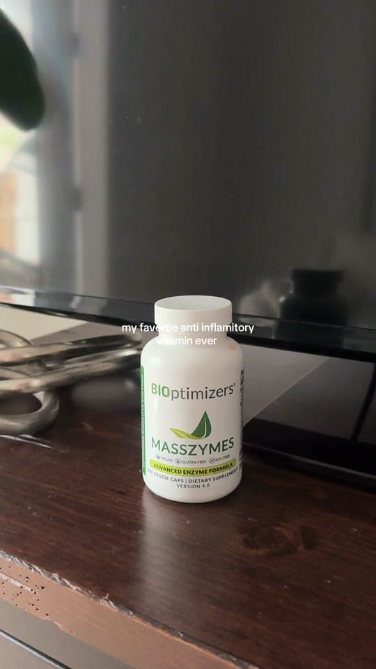 Post 4 by emmakalcounoss on TikTok (video)