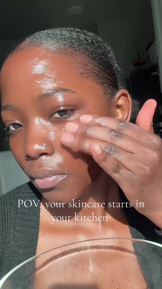 Post 8 by Vivian’s camera roll on TikTok (video)