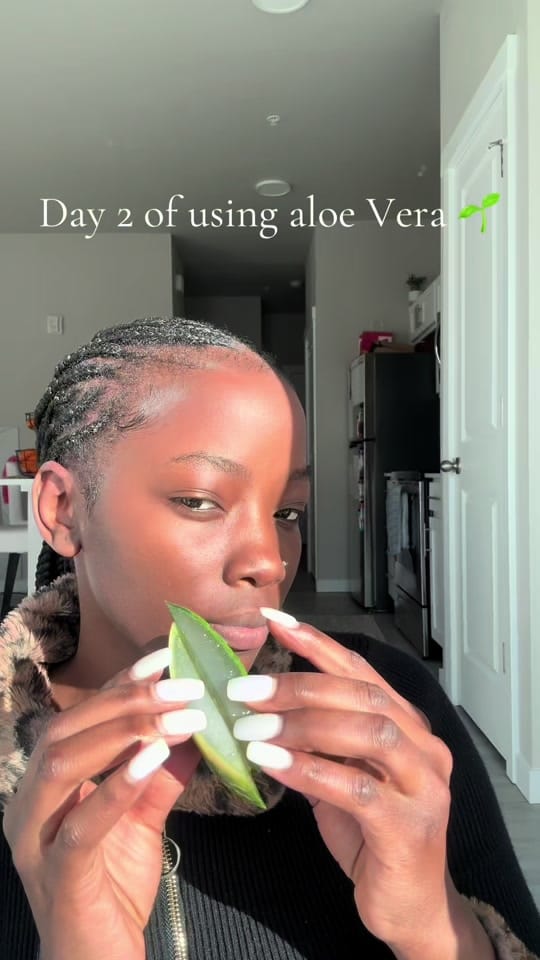 Post 10 by Vivian’s camera roll on TikTok (video)