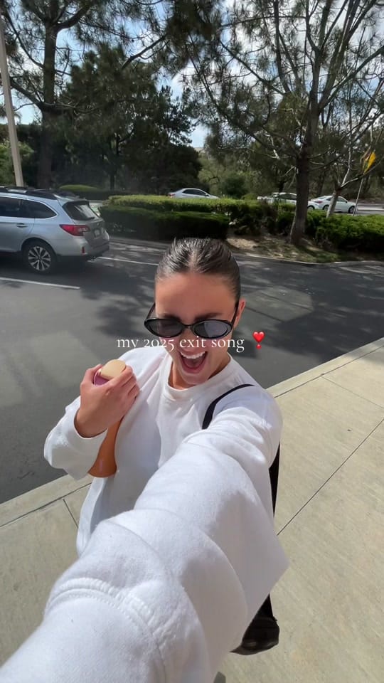 Post 9 by kenny on TikTok (video)