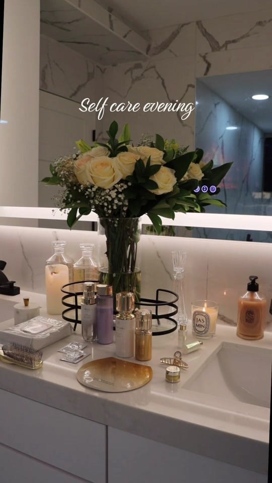 Post 5 by IG: Ebonys_worldd on TikTok (video)