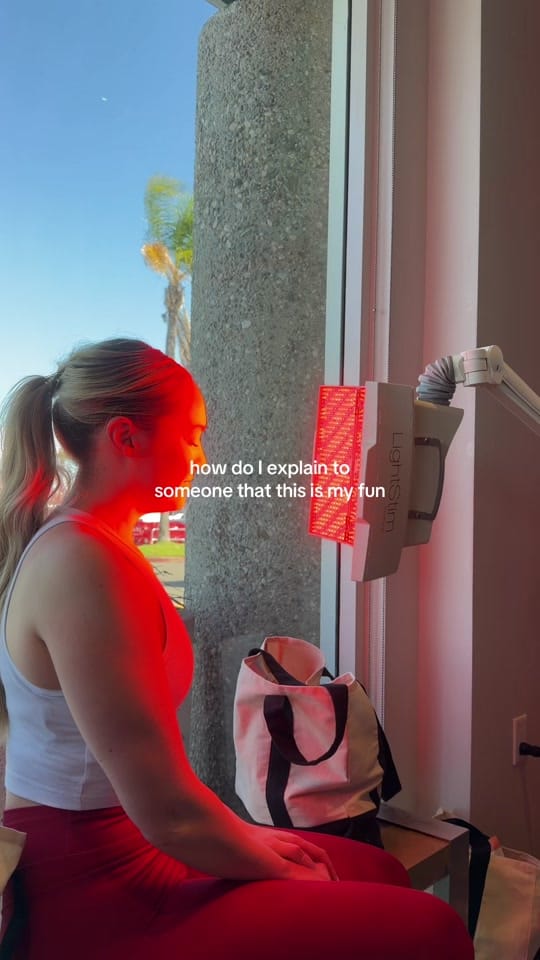 Post 5 by Nicole on TikTok (video)