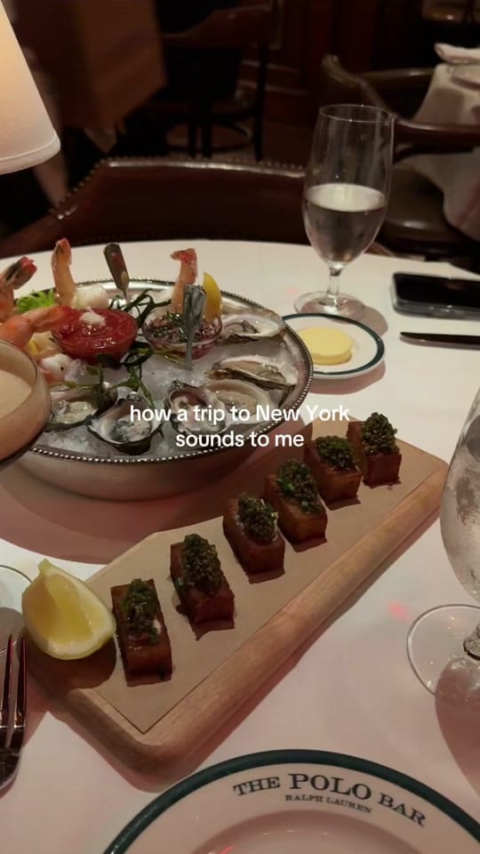 Post 7 by Kenia Wright on TikTok (video)
