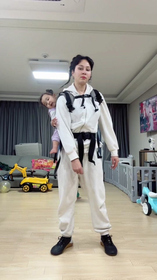 Post 10 by Megan Moon on TikTok (video)