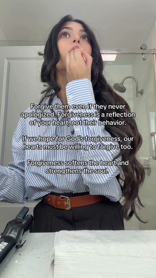 Post 1 by Amber Farooqui on TikTok (video)