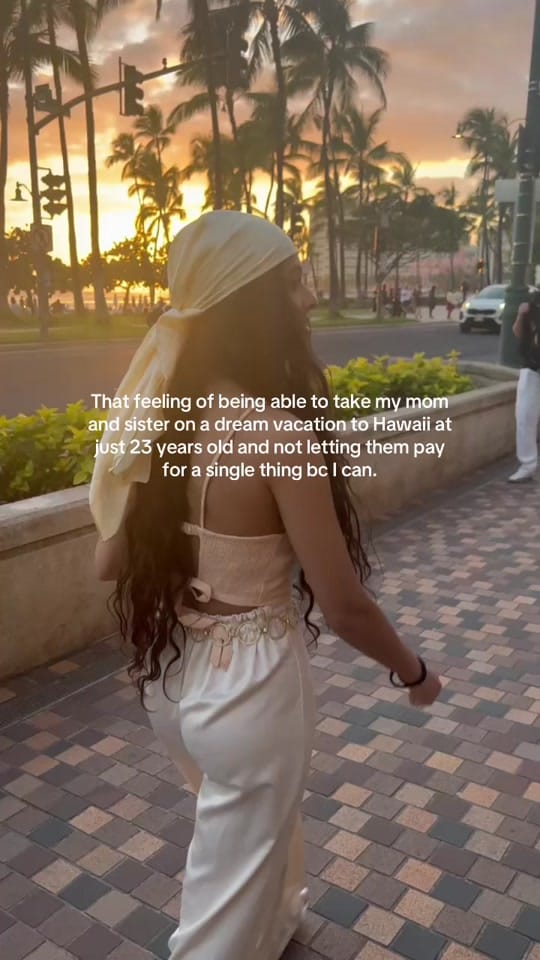 Post 7 by Amber Farooqui on TikTok (video)