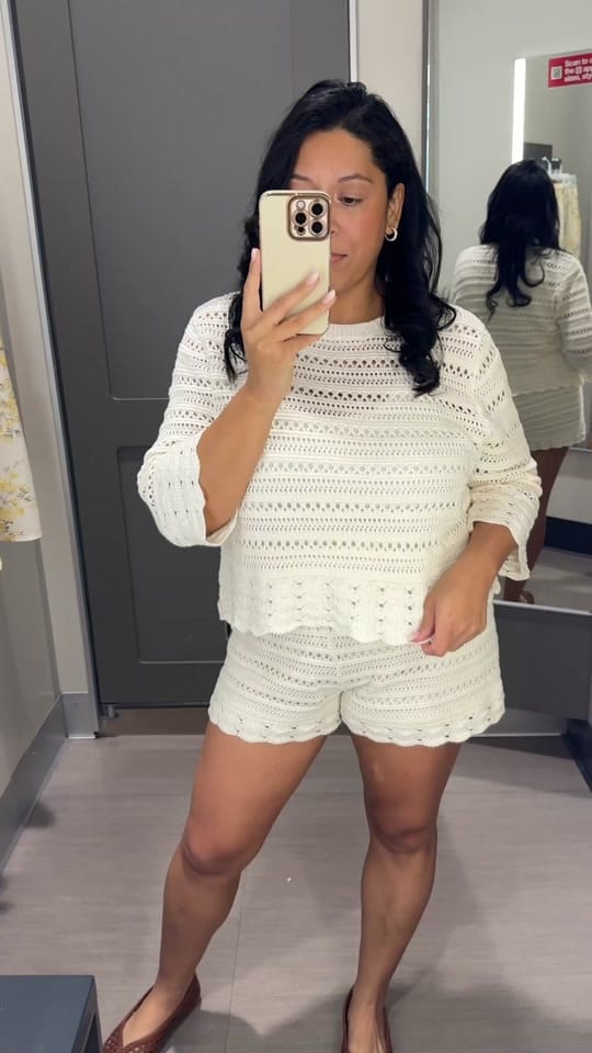 Post 2 by Marcela Jackson on TikTok (video)