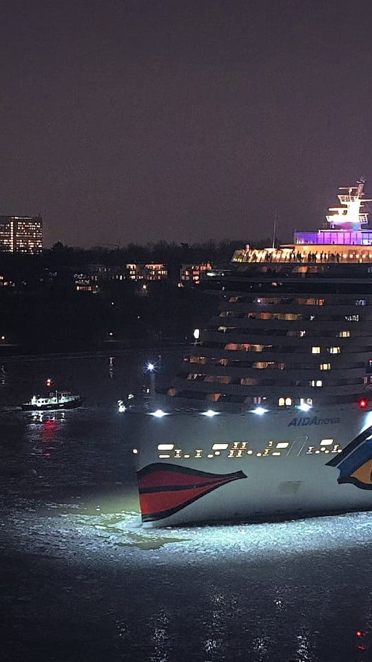 Post 8 by The German Cruise Spotter on TikTok (video)