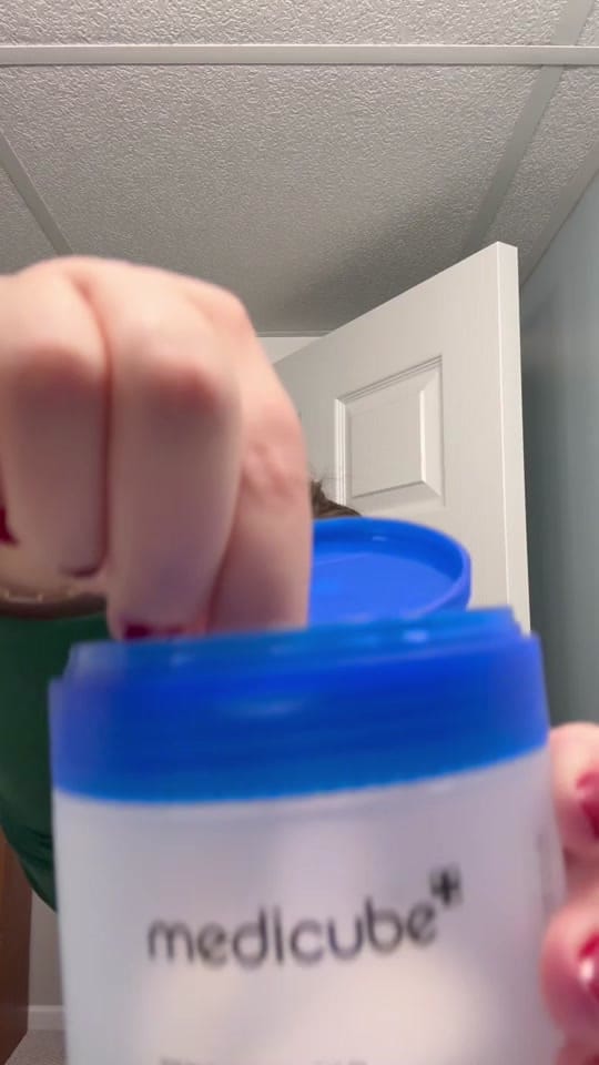 Post 2 by anna_azar8 on TikTok (video)