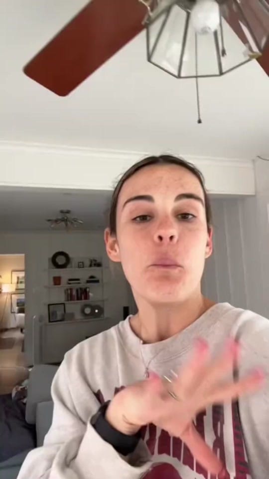 Post 6 by Leslie Nicole on TikTok (video)