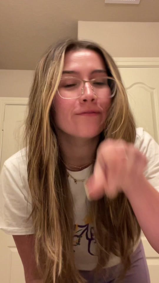 Post 5 by ANDREA DE FARIA on TikTok (video)