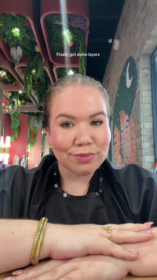 Post 5 by Cristy Bu on TikTok (video)