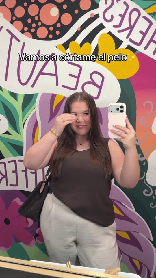 Post 6 by Cristy Bu on TikTok (video)