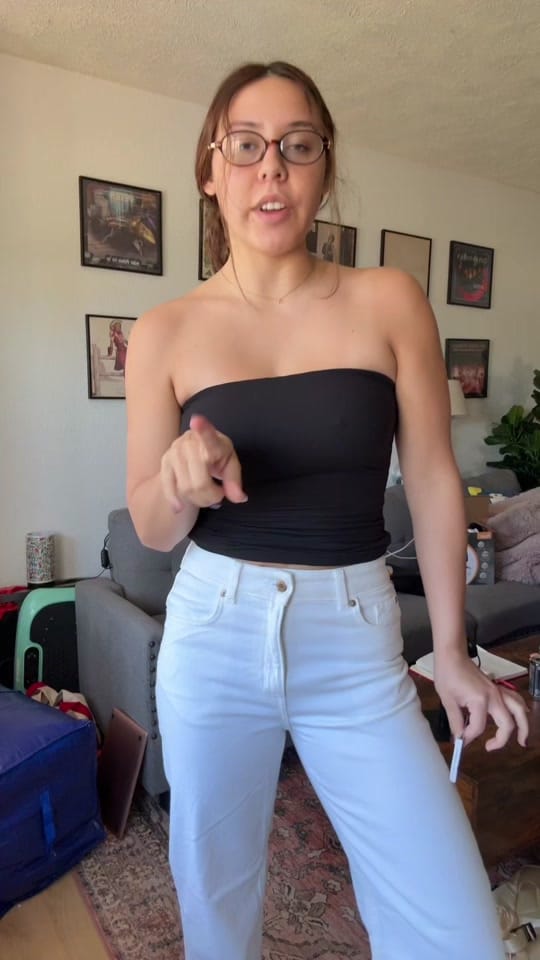 Post 4 by Averi Cano on TikTok (video)