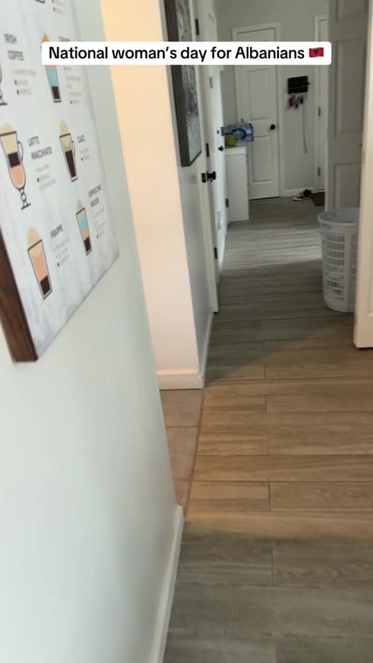 Post 2 by eraa <3 on TikTok (video)