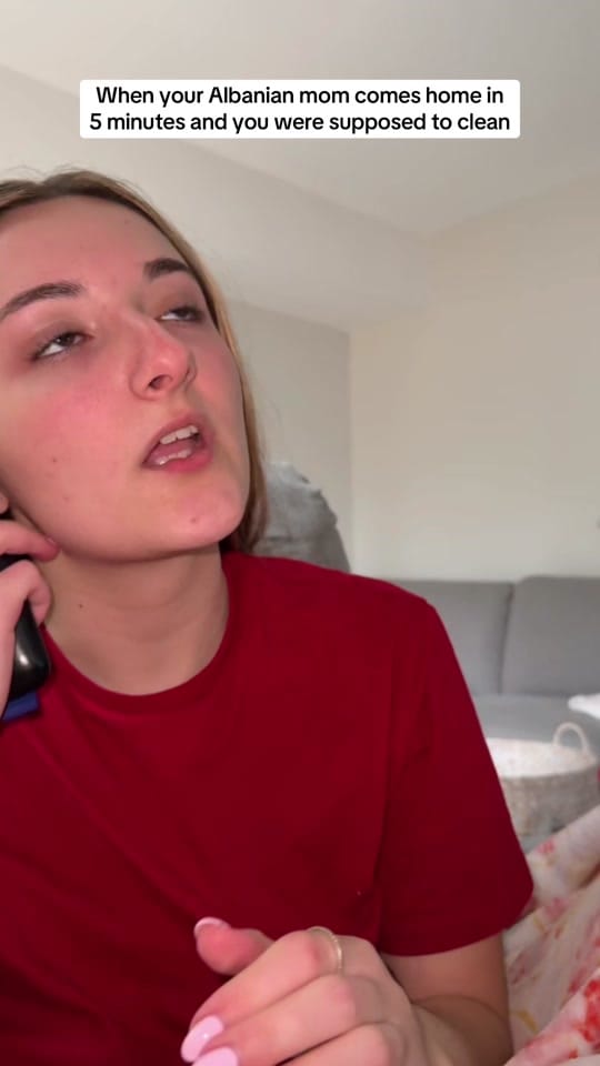 Post 3 by eraa <3 on TikTok (video)
