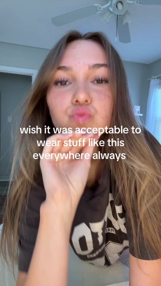 Post 2 by bianca on TikTok (video)